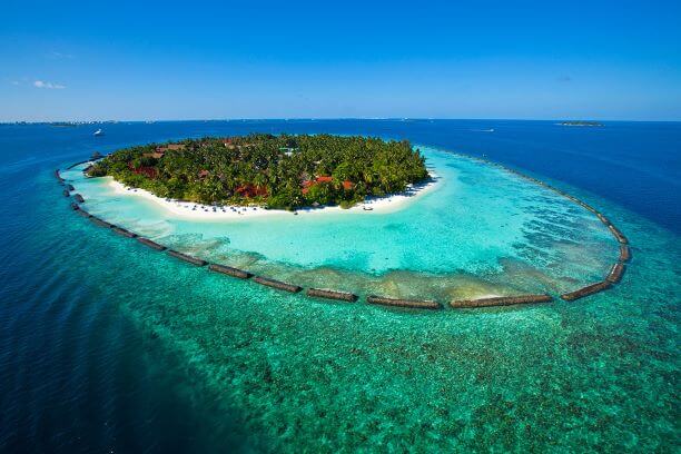 kurumba-aerial-image-loveyourholidays