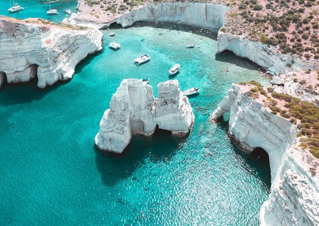 ΜΗΛΟΣ – ΚΙΜΩΛΟΣ 02 – 05/09 & 18-21/09 – 4 ημέρες στο Hotel Anezina στον Αδάμαντα, από : 355€