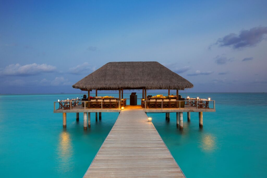 Μαλδίβες, σε ποιο νησί να μείνω- velassaru