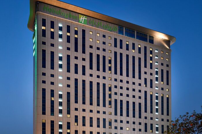 Holiday Inn Dubai Festival City 4*