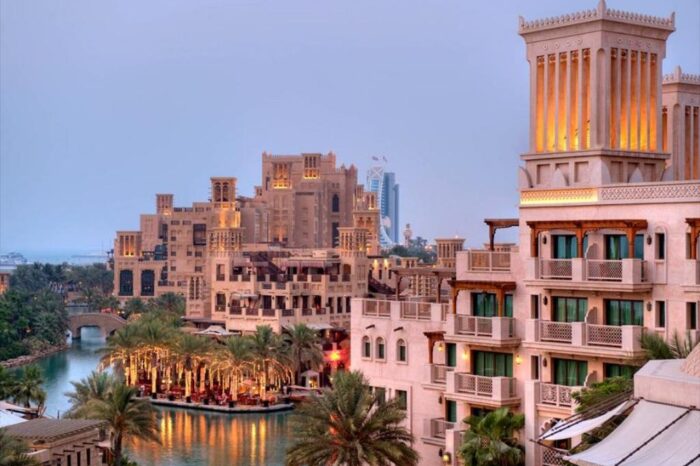 Jumeirah Al Qasr 5*