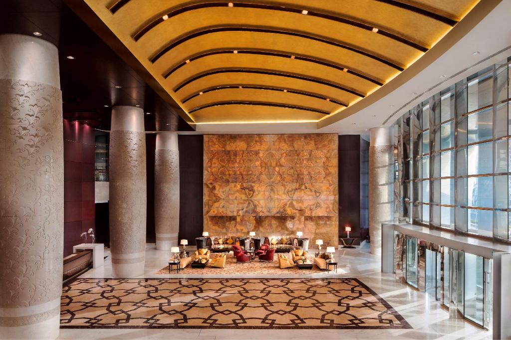 Ντουμπάι που να μείνετε-Conrad lounge