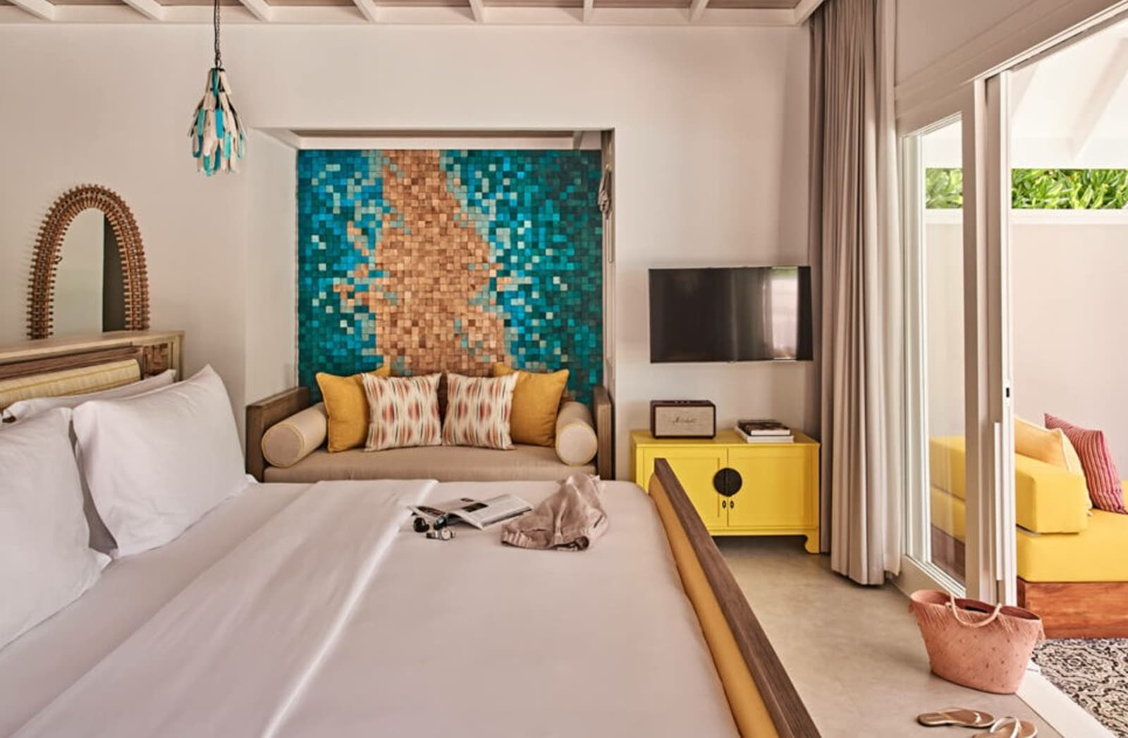 luxury-resort-maldives-rooms-two-bedroom-beach-villa-with-pool-bedroom-1024x683
