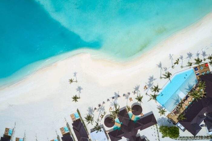 Maldives: Sun Siyam Olhuveli 4*, από 1.580€