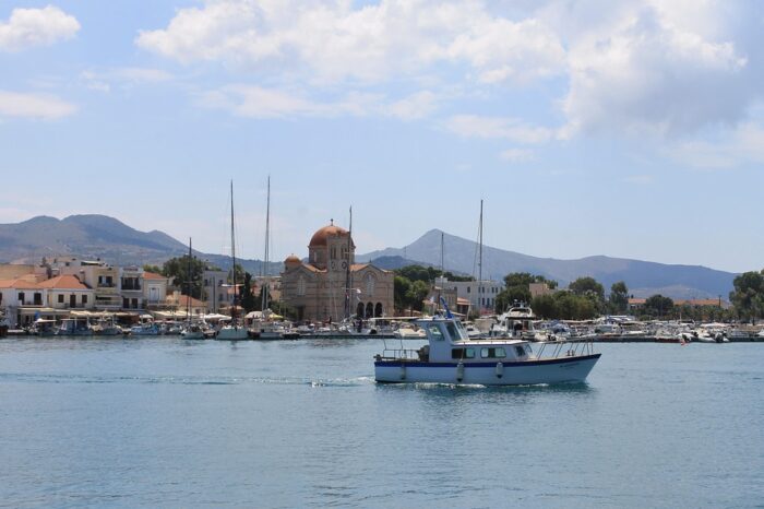 Μονοήμερη εκδρομή στην Αίγινα (Καλοκαιρινές αναχωρήσεις 2025) Τιμή ανά άτομο : 40€