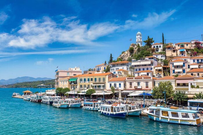 Μονοήμερη εκδρομή στον Πόρο (Καλοκαιρινές αναχωρήσεις 2025) Τιμή ανά άτομο : 35€